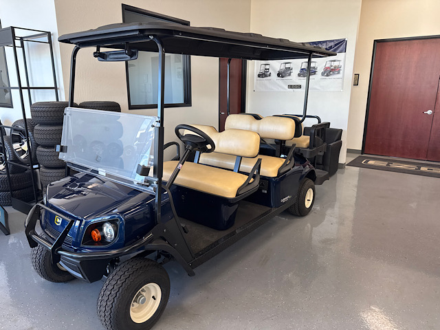 Picture of Cushman SHUTTLE 6 ELiTE STOCK PHOTO 3672414